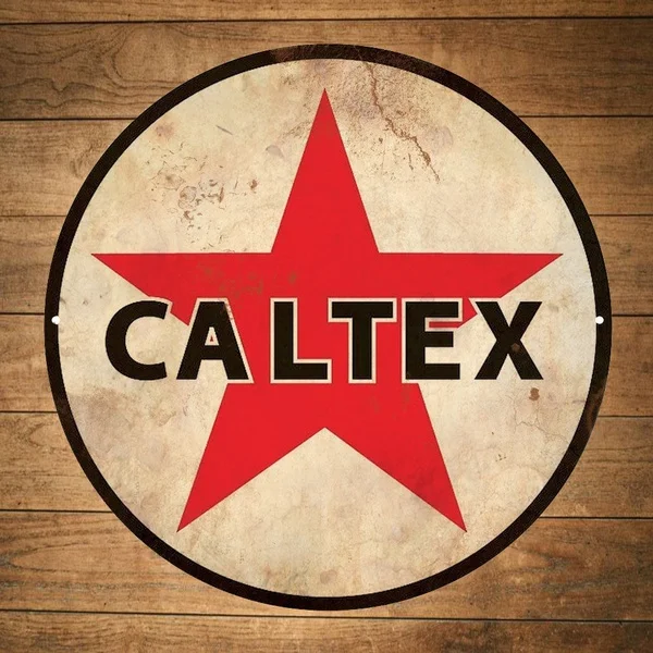 Круглый жестяной знак Caltex в рустикальном стиле диаметром 30 см
Круглый жестяной знак Caltex в рустикальном стиле диаметром 30 см
