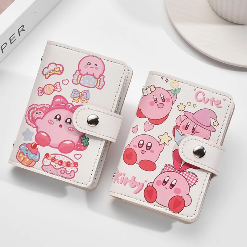 Милая мультяшная сумка для карт Kirby, большая емкость, ультратонкий, антиразмагничивающий, сертифицированный рукав, аниме фигурка Kawaii Kirby, де...
Милая мультяшная сумка для карт Kirby, большая емкость, ультратонкий, антиразмагничивающий, сертифицированный рукав, аниме фигурка Kawaii Kirby, де...