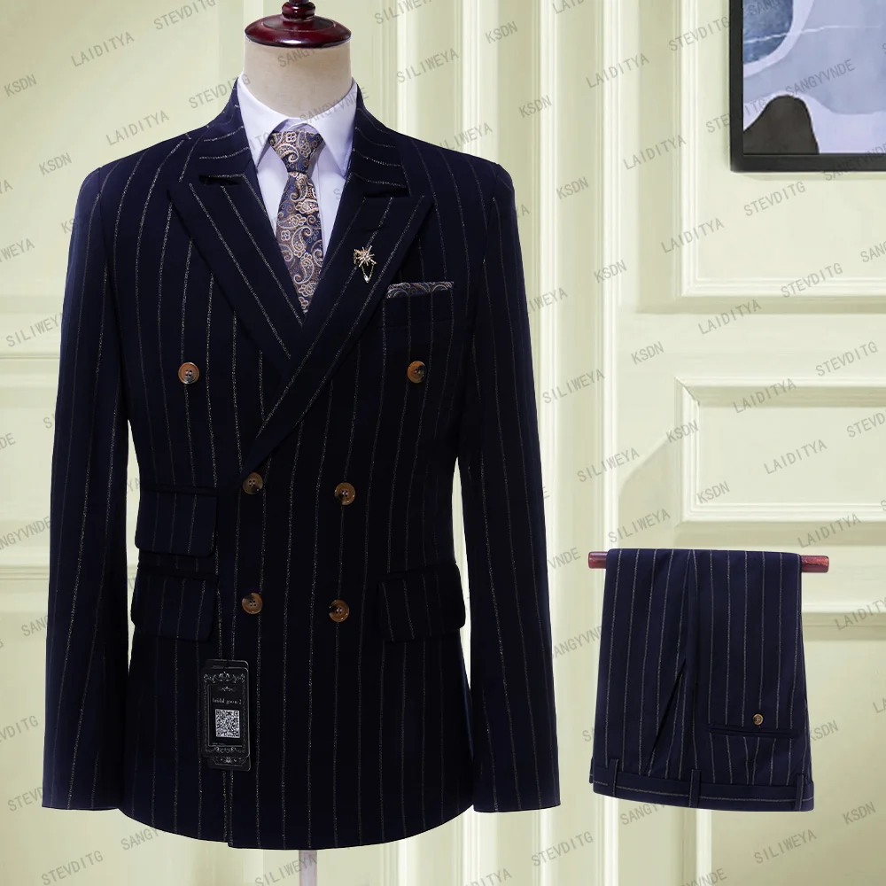 2023 Dark Blue Stripe Men Suits Double Breasted Blazer Latest Coat Pant Designs Slim Fit 2 Piece Tuxedos Custom Made Groom Prom
2023 Dark Blue Stripe Men Suits Double Breasted Blazer Latest Coat Pant Designs Slim Fit 2 Piece Tuxedos Custom Made Groom Prom