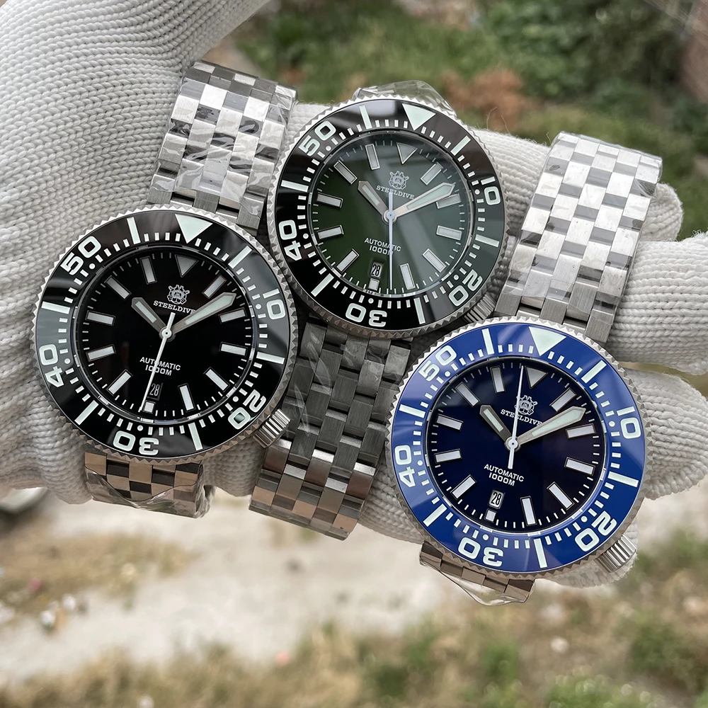 STEELDIVE 1976P Men watch NH35 Mechanical Wristwatches Stainless Steel One-piece Case BGW-9 Luminous 1000M Waterproof Dive Watch
STEELDIVE 1976P Men watch NH35 Mechanical Wristwatches Stainless Steel One-piece Case BGW-9 Luminous 1000M Waterproof Dive Watch