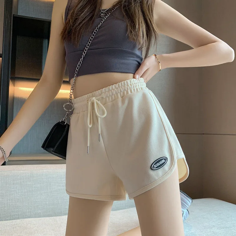 Lounge Shorts Women‘s Elastic Waist Loose Soft Comfortable Midi Pants with Pockets Summer Wide Leg Beach Shorts with Drawstring
Lounge Shorts Women‘s Elastic Waist Loose Soft Comfortable Midi Pants with Pockets Summer Wide Leg Beach Shorts with Drawstring