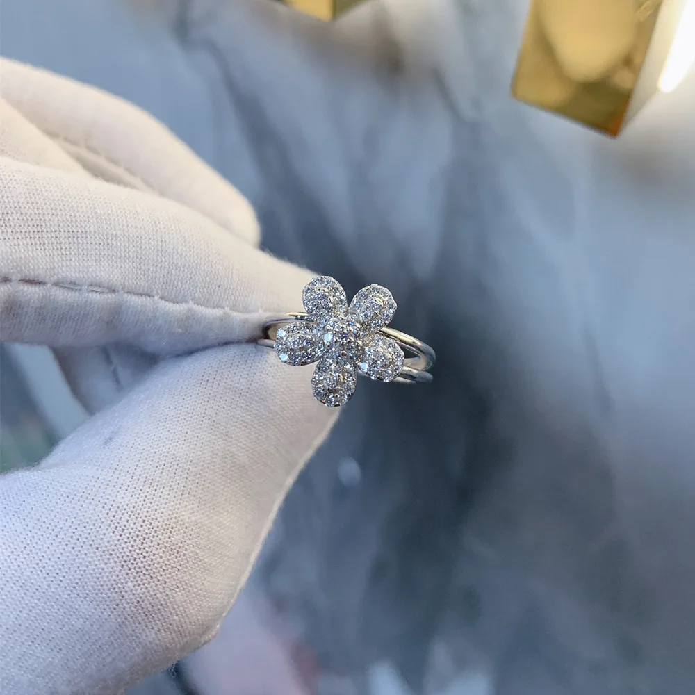 Инкрустированный микро-инкрустированный уникальный flor 925 anel de prata Non-desvanecimento nicho ins стиль frio anel de Высокое качество Европейский американо
Инкрустированный микро-инкрустированный уникальный flor 925 anel de prata Non-desvanecimento nicho ins стиль frio anel de Высокое качество Европейский американо