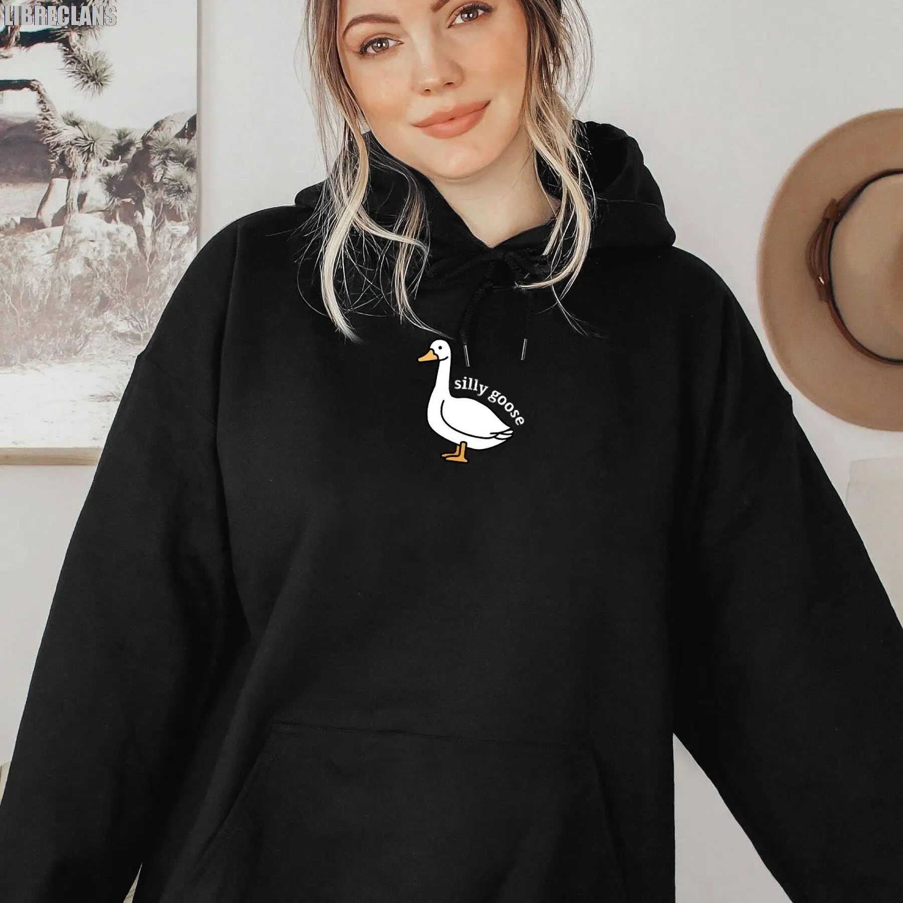 LIBRECLANS 2023 Autumn New Hoodie Long Sleeve Kangaroo Pocket Drawstring Casual Fashion Versatile Sweatshirt Women's Clothing 
LIBRECLANS 2023 Autumn New Hoodie Long Sleeve Kangaroo Pocket Drawstring Casual Fashion Versatile Sweatshirt Women's Clothing