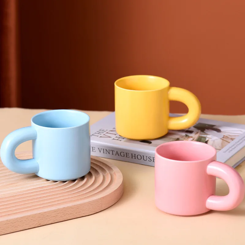 INS Ceramic Mug with Handle Nordic Pink Coffee Tea Juice Milk Cup Home Office Simple Drinkware Birthday Gift for Girlfriend Kids
INS Ceramic Mug with Handle Nordic Pink Coffee Tea Juice Milk Cup Home Office Simple Drinkware Birthday Gift for Girlfriend Kids