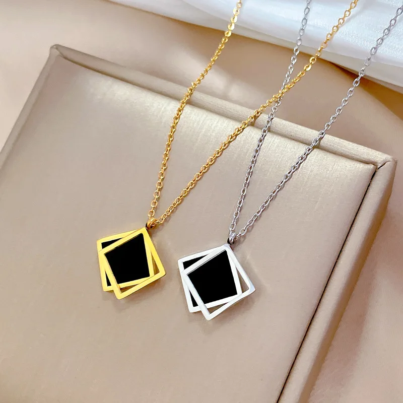Simple Geometric Square Pendant Metal Necklace for Women Couple Choker Steel Chain Punk Fashion Jewelry Party Neck Gift Unisex
Simple Geometric Square Pendant Metal Necklace for Women Couple Choker Steel Chain Punk Fashion Jewelry Party Neck Gift Unisex
