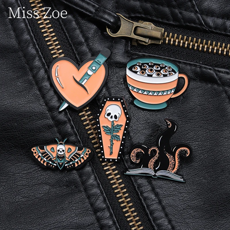 Dagger Heart Terror Moth Enamel Pins Flower Skull Coffin Eyeball Coffee Brooch Laple Badges Gothic Halloween Jewelry For Friends
Dagger Heart Terror Moth Enamel Pins Flower Skull Coffin Eyeball Coffee Brooch Laple Badges Gothic Halloween Jewelry For Friends