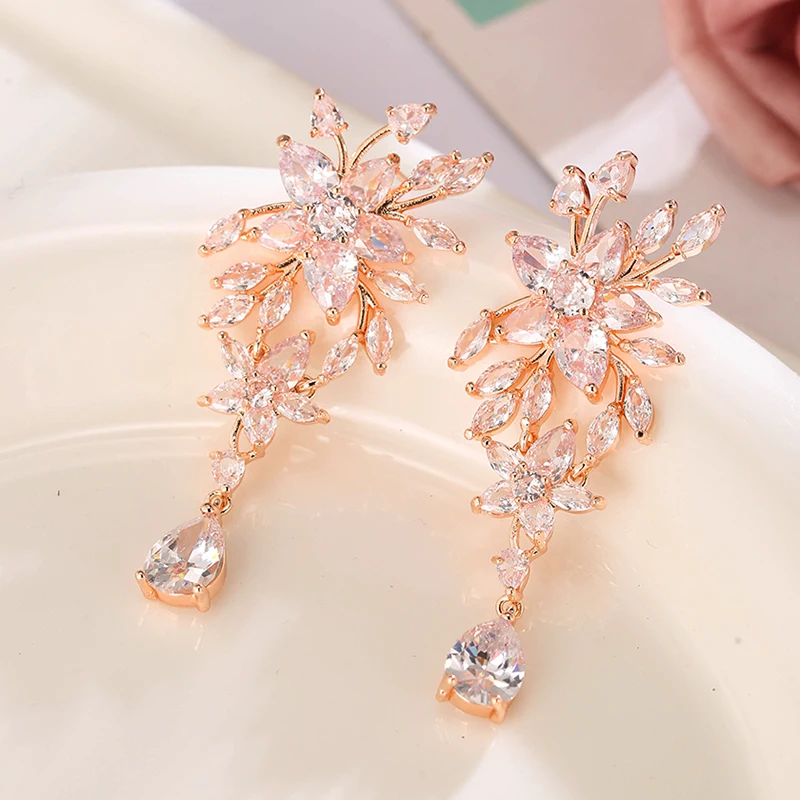 Rose Gold Color Long Floral Earrings Bohemian Style Women's Jewelry Accessories Water Drops Zirconia Luxury High Quality Earring
Rose Gold Color Long Floral Earrings Bohemian Style Women's Jewelry Accessories Water Drops Zirconia Luxury High Quality Earring