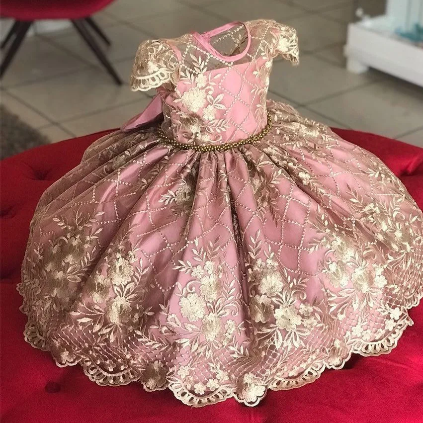 Kids Dress for Girls Wedding Tulle Lace Girl Dress Elegant Princess Party Pageant Formal Gown For Teen Children Dress 4-10 Years
Kids Dress for Girls Wedding Tulle Lace Girl Dress Elegant Princess Party Pageant Formal Gown For Teen Children Dress 4-10 Years