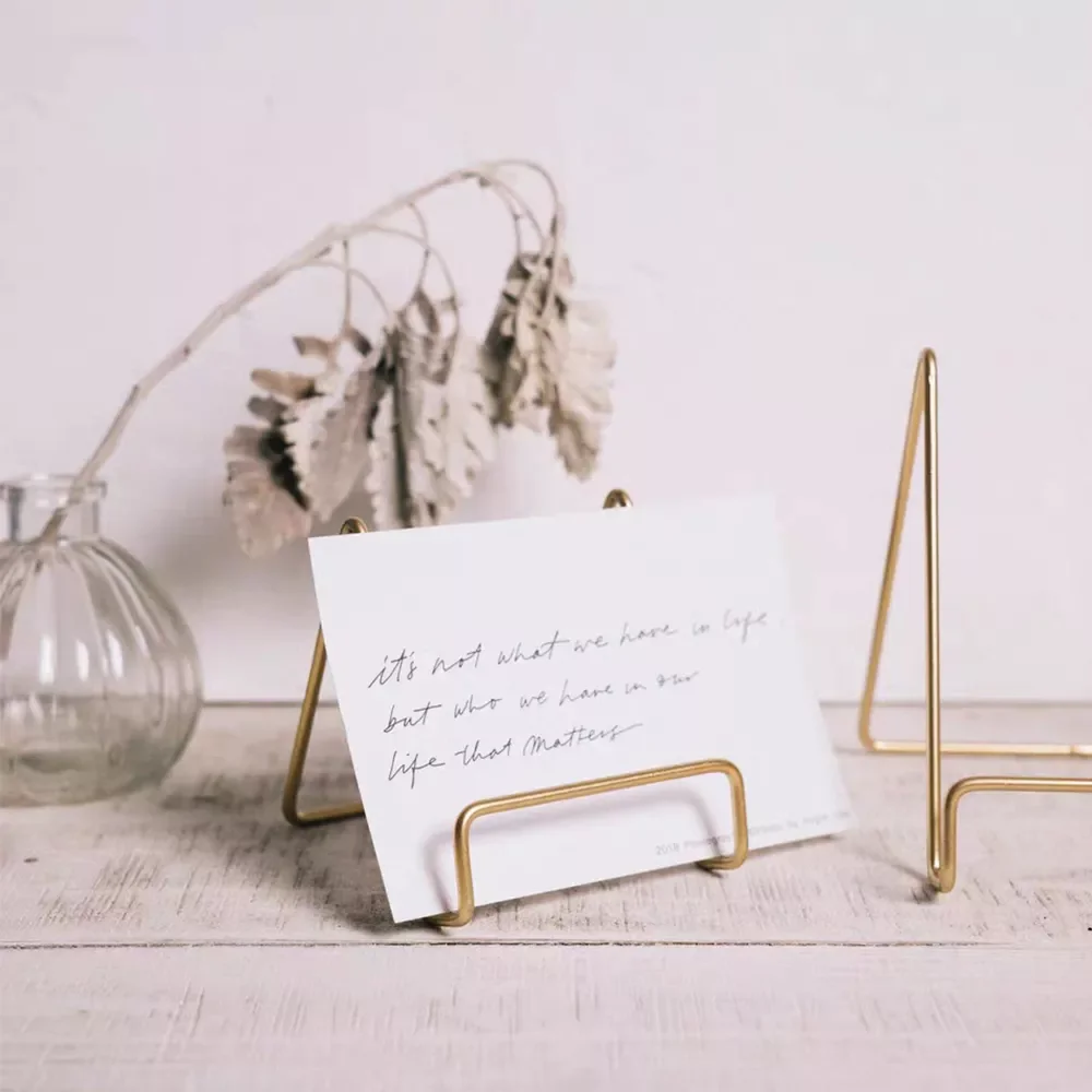 Новинка 2023, стенд для дисплея 2023 из скандинавского кованого железа, настольная подставка для планшета, органайзер для чтения, стеллаж для хр...
Новинка 2023, стенд для дисплея 2023 из скандинавского кованого железа, настольная подставка для планшета, органайзер для чтения, стеллаж для хр...