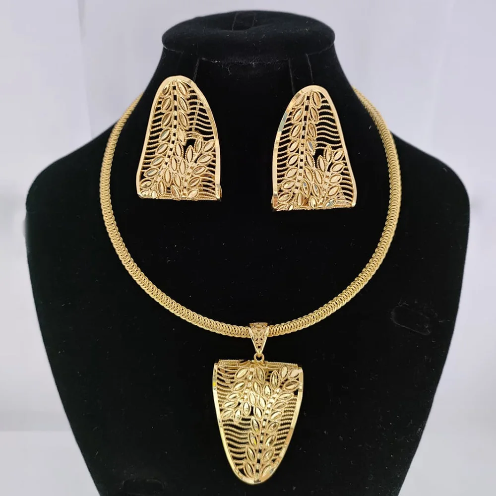 Fashion Jewelry Set Wheat Hollow Design Clip Earrings and Pendant Necklace 2Pcs Set for African Dubai Accessories
Fashion Jewelry Set Wheat Hollow Design Clip Earrings and Pendant Necklace 2Pcs Set for African Dubai Accessories