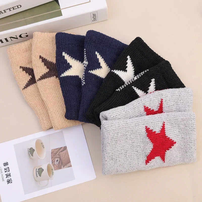 Unisex Knitted Woolen Gloves Autumn Winter Fashion Y2K Fingerless Gloves Men's Women's Half Finger Warm Mittens
Unisex Knitted Woolen Gloves Autumn Winter Fashion Y2K Fingerless Gloves Men's Women's Half Finger Warm Mittens