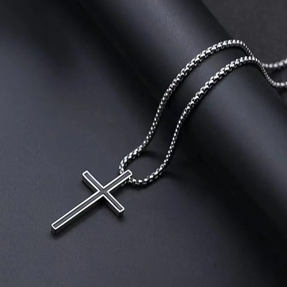 New Fashion Black Oil Dripping Cross Titanium Necklace Unisex Simple Long Pendant Pendant Sweater Chain Jewelry
New Fashion Black Oil Dripping Cross Titanium Necklace Unisex Simple Long Pendant Pendant Sweater Chain Jewelry