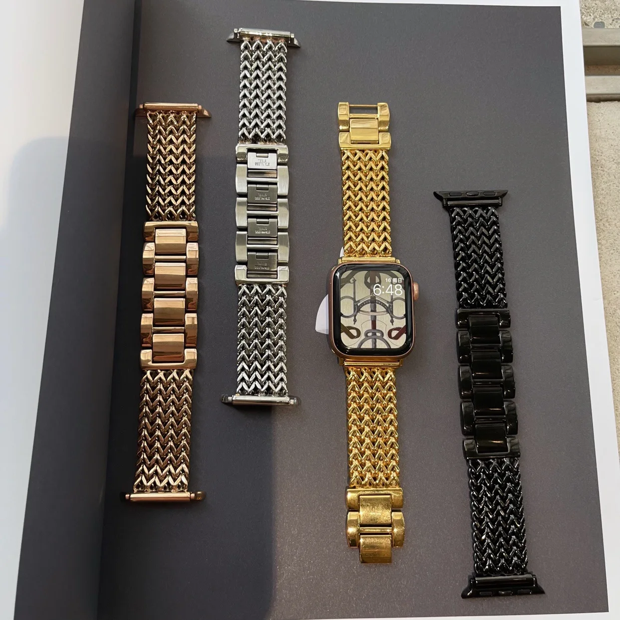 Metal Strap for Apple Watch Band 38mm 40mm Stainless Steel for iwatch 7 41mm 45mm correa Bracelet for iwatch serier 6 se 5 4 3 2
Metal Strap for Apple Watch Band 38mm 40mm Stainless Steel for iwatch 7 41mm 45mm correa Bracelet for iwatch serier 6 se 5 4 3 2