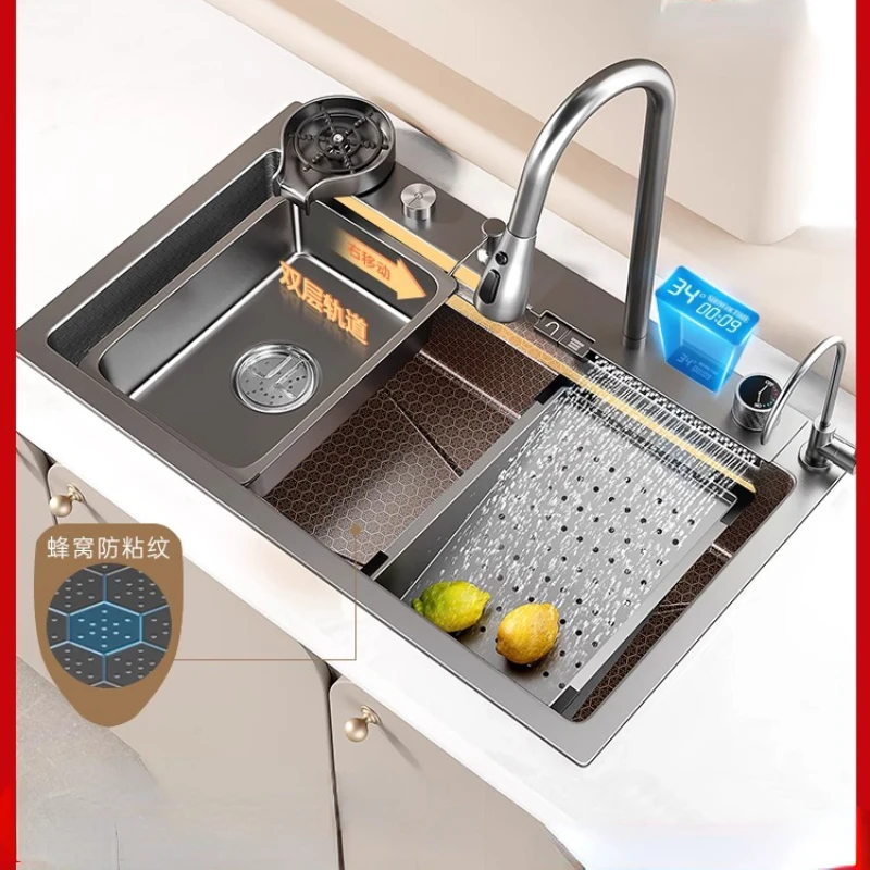 Кухонная раковина из нержавеющей стали 304 с тиснением в виде сот, раковина для мытья овощей, летающий дождь, водопад, раковина с цифровым дисплеем
Кухонная раковина из нержавеющей стали 304 с тиснением в виде сот, раковина для мытья овощей, летающий дождь, водопад, раковина с цифровым дисплеем