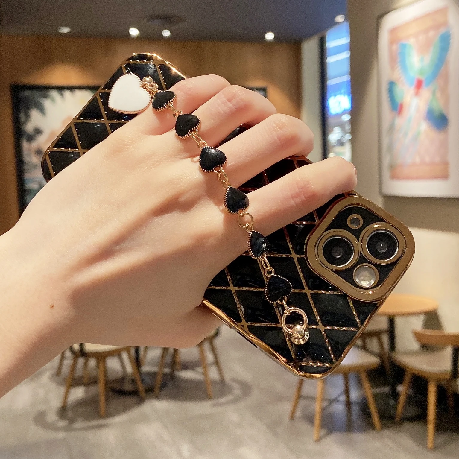 Luxury Plating Geometric Pattern Phone Case for iPhone 14 Plus 13 Pro Max 11 12 XR X 7 8 SE2 Love Heart Bracelet Soft Back Cover
Luxury Plating Geometric Pattern Phone Case for iPhone 14 Plus 13 Pro Max 11 12 XR X 7 8 SE2 Love Heart Bracelet Soft Back Cover