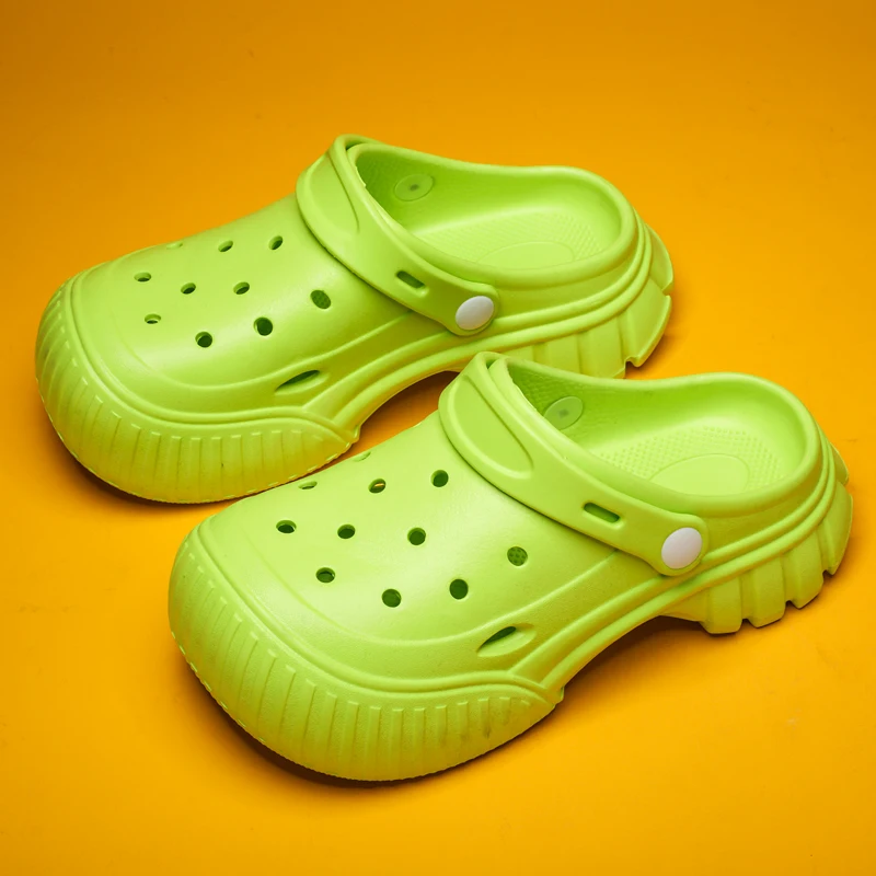 New Women Clogs Lovers Mules Summer CrocK Beach Slippers Parents Sandals Ladies Cave Hole Garden Shoe Family High Heel Flip Flop
New Women Clogs Lovers Mules Summer CrocK Beach Slippers Parents Sandals Ladies Cave Hole Garden Shoe Family High Heel Flip Flop