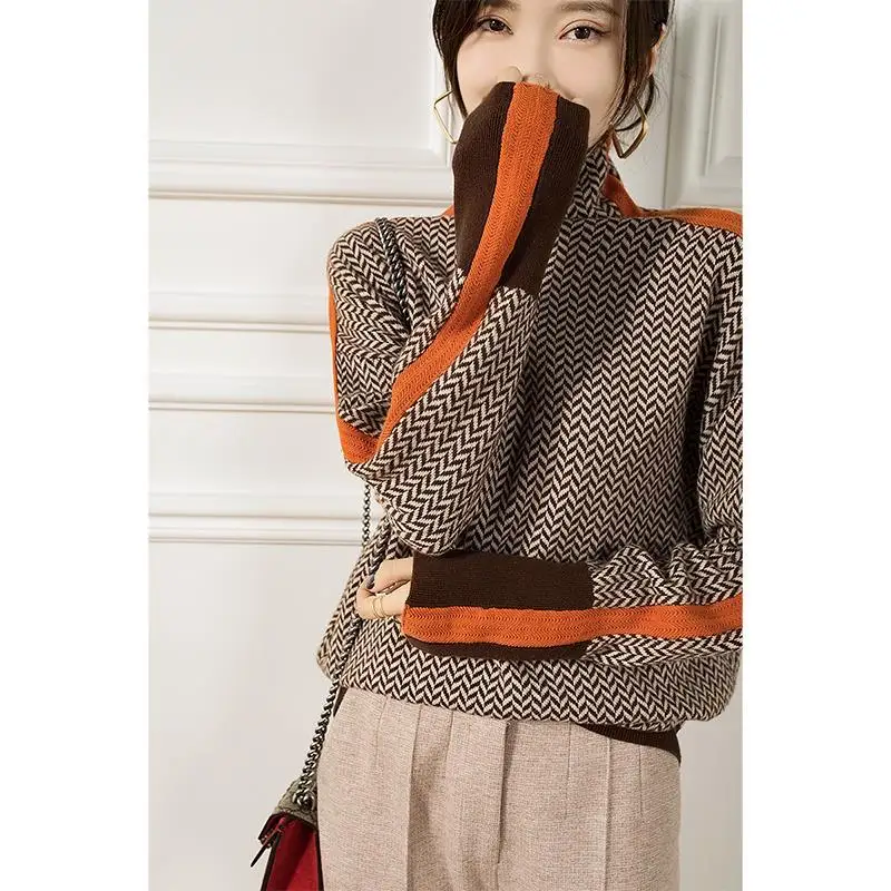 2022 Winter Women's Turtleneck Sweater Warm Pullover Commuter Elegant Top Loose Casual Women's Top Retro Contrast Color
2022 Winter Women's Turtleneck Sweater Warm Pullover Commuter Elegant Top Loose Casual Women's Top Retro Contrast Color