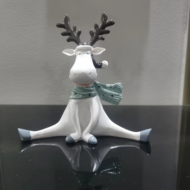 Фигурки белых оленей из полимера
Фигурки белых оленей из полимера