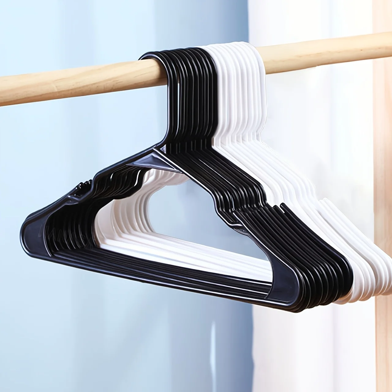 PP Plastic Clothes Hangers, Non-Slip Suit Hangers, Heavy Duty Durable Coat Hangers
PP Plastic Clothes Hangers, Non-Slip Suit Hangers, Heavy Duty Durable Coat Hangers