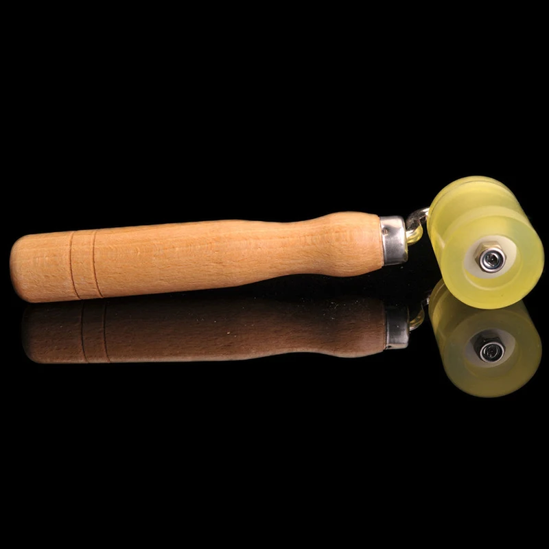 1pc Auto Car Audio Sound Deadening Roller Wallpaper PU Deadener Seam Roller Tools Streamlined Handle Comfortable Shockproof
1pc Auto Car Audio Sound Deadening Roller Wallpaper PU Deadener Seam Roller Tools Streamlined Handle Comfortable Shockproof