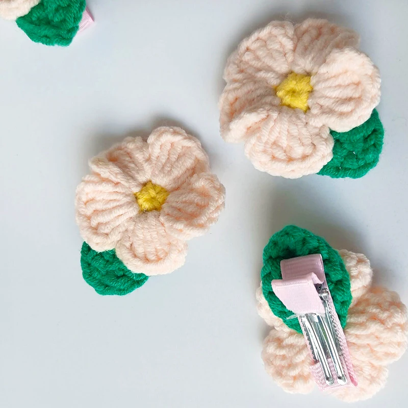 Cute Flowers Appliques Trim Wool Petals Hair Clip Knitting Handmade Hairpins Princess Hair Accessories Crochet Leaf Fashion Clip
Cute Flowers Appliques Trim Wool Petals Hair Clip Knitting Handmade Hairpins Princess Hair Accessories Crochet Leaf Fashion Clip