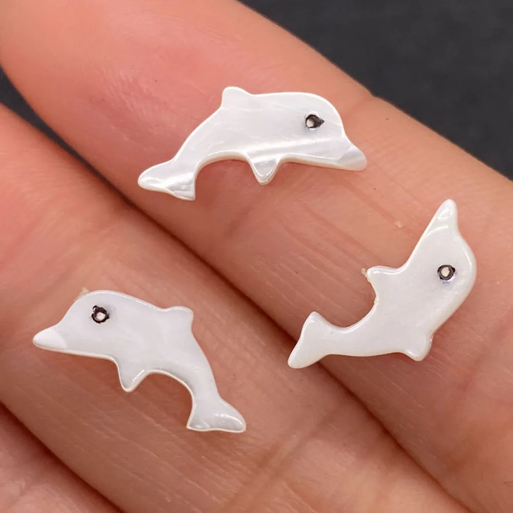 Natural Seawater Shell Animal Shaped Beads Small Dolphin Delicate Loose Beads Jewelry for DIY Necklaces and Earrings 6x14mm
Natural Seawater Shell Animal Shaped Beads Small Dolphin Delicate Loose Beads Jewelry for DIY Necklaces and Earrings 6x14mm