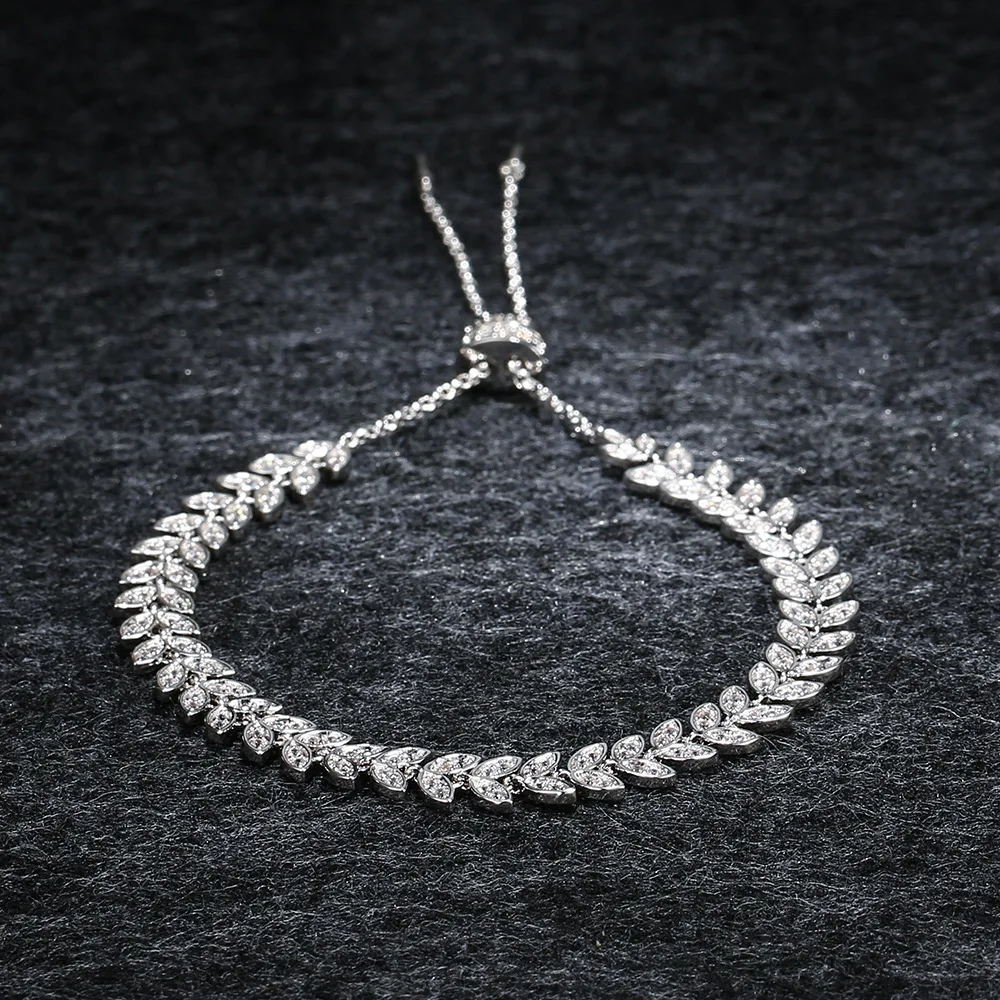 APM STYLE High Quality 925 Sterling Silver Palm Leaf Bracelet Gently Set With Diamond Hand Ornaments Adjustable Length
APM STYLE High Quality 925 Sterling Silver Palm Leaf Bracelet Gently Set With Diamond Hand Ornaments Adjustable Length