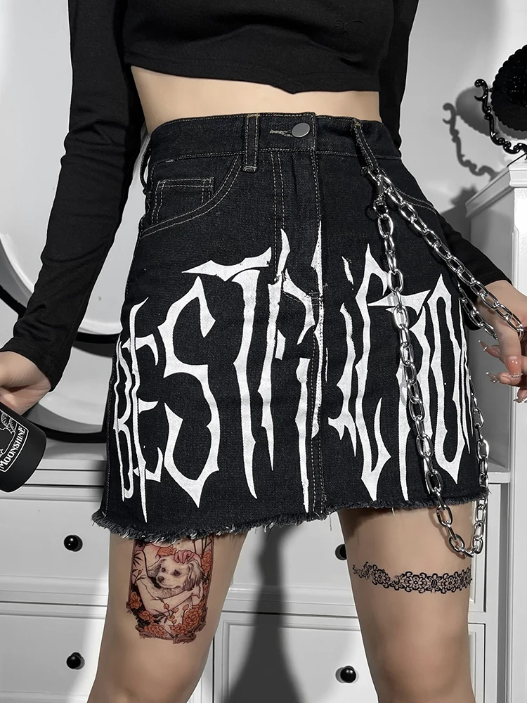 Gothic Punk Harajuku Black Denim Skirt Y2K Goth High Waist Chain With Pocket Mini Skirts Grunge Streetwear E Girl Fashion Skirt
Gothic Punk Harajuku Black Denim Skirt Y2K Goth High Waist Chain With Pocket Mini Skirts Grunge Streetwear E Girl Fashion Skirt