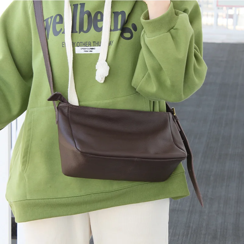 EUMOAN Tote bag women's large capacity bag women's 2021 new commuter large bag
EUMOAN Tote bag women's large capacity bag women's 2021 new commuter large bag