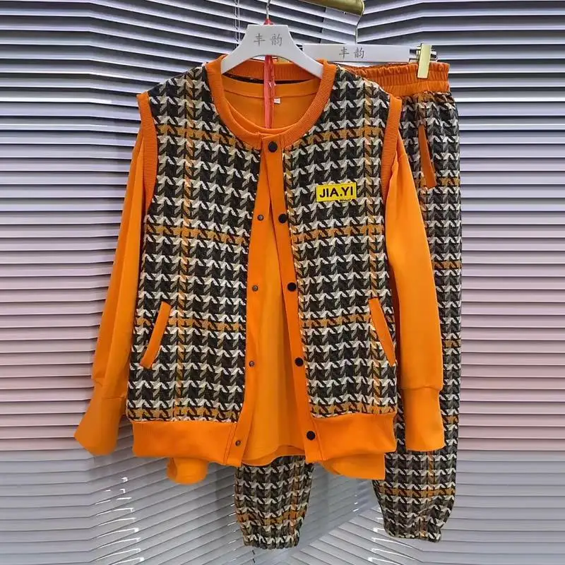 Women's fat sister three piece round neck plaid waistcoat long sleeve bottoming coat bunching pants
Women's fat sister three piece round neck plaid waistcoat long sleeve bottoming coat bunching pants