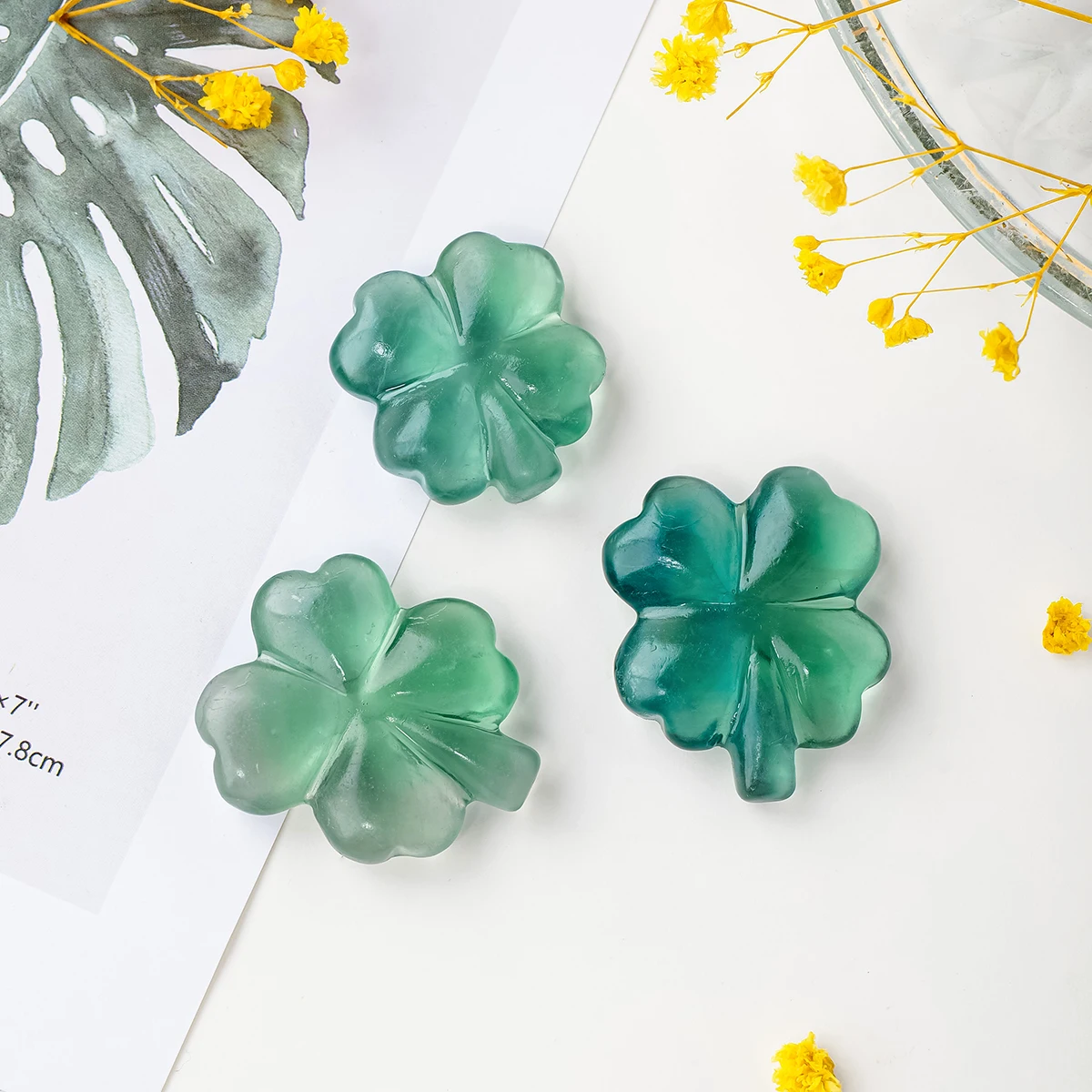 Статуэтка из зеленого флюорита Runyangshi
Статуэтка из зеленого флюорита Runyangshi