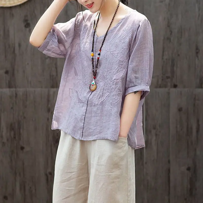 EAEOVNI Cotton T-shirt Women 2022 Lotus Embroidery Large Yards Loose Round Neck Hundred Sleeve Embroidered Tops Female
EAEOVNI Cotton T-shirt Women 2022 Lotus Embroidery Large Yards Loose Round Neck Hundred Sleeve Embroidered Tops Female