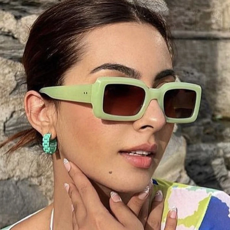 Солнцезащитные очки Квадратные женские, брендовые дизайнерские солнечные очки прямоугольной формы, для улицы, путешествий, желеобразные
Солнцезащитные очки Квадратные женские, брендовые дизайнерские солнечные очки прямоугольной формы, для улицы, путешествий, желеобразные