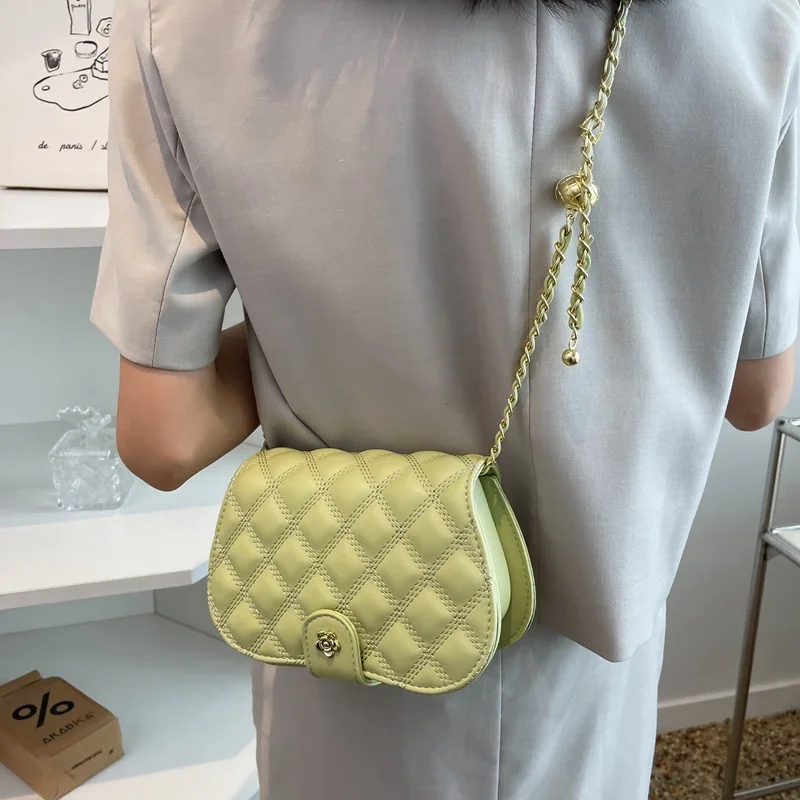 Women'S Bag Rhombus Bag 2022 New Embroidered Thread Bag Solid Color Single Shoulder Messenger Bag
Women'S Bag Rhombus Bag 2022 New Embroidered Thread Bag Solid Color Single Shoulder Messenger Bag