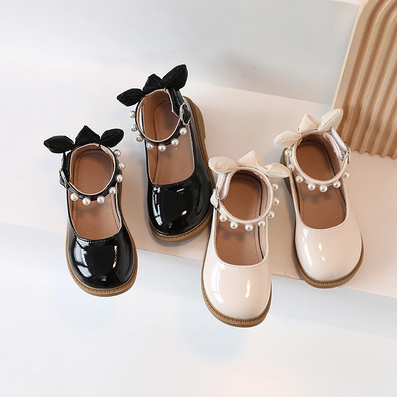Girls Ankle Strap Bow Princess Shoes Toddler Girl Beaded Pearl Patent Leather Roman Shoes Mary Jane Party Dance Shoes Size 26-36
Girls Ankle Strap Bow Princess Shoes Toddler Girl Beaded Pearl Patent Leather Roman Shoes Mary Jane Party Dance Shoes Size 26-36