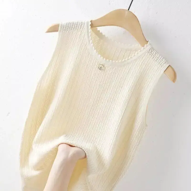YEMOGGY Ice Silk Camisole Women's Inner Bottom Vest Spring Summer Short Sleeveless Tops 2022 New Fashion Solid Lace Knit Tanks
YEMOGGY Ice Silk Camisole Women's Inner Bottom Vest Spring Summer Short Sleeveless Tops 2022 New Fashion Solid Lace Knit Tanks