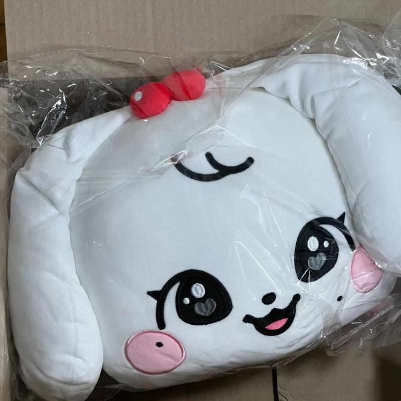 1/6Pcs 30CM IVE Cherry Plush Pillow Cartoon Stuffed Animal Plushies Doll Kpop Won Young Pillow Kawaii Toy Kid Fan Birthday Gift
1/6Pcs 30CM IVE Cherry Plush Pillow Cartoon Stuffed Animal Plushies Doll Kpop Won Young Pillow Kawaii Toy Kid Fan Birthday Gift