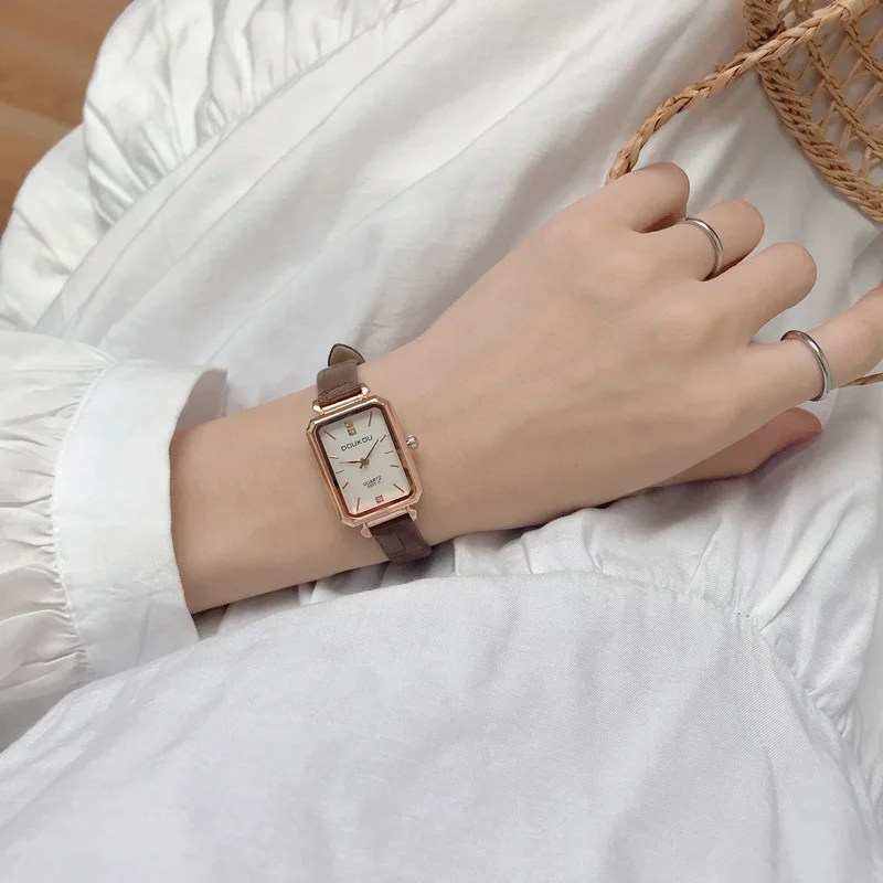 Fashion Simple Watch Rectangle Luxury Dial Waterproof Watches Set Ladies Leather Band Wristwatch Women Female Clock for Girl
Fashion Simple Watch Rectangle Luxury Dial Waterproof Watches Set Ladies Leather Band Wristwatch Women Female Clock for Girl