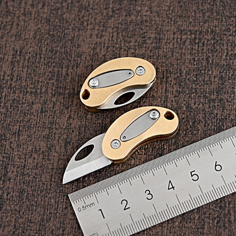 EDC Pocket Knifes Brass Mini Folding Knife Sharp Unpacking Express Knife Carry Key Chain Pendant Pocket Knife Fixed Blade
EDC Pocket Knifes Brass Mini Folding Knife Sharp Unpacking Express Knife Carry Key Chain Pendant Pocket Knife Fixed Blade