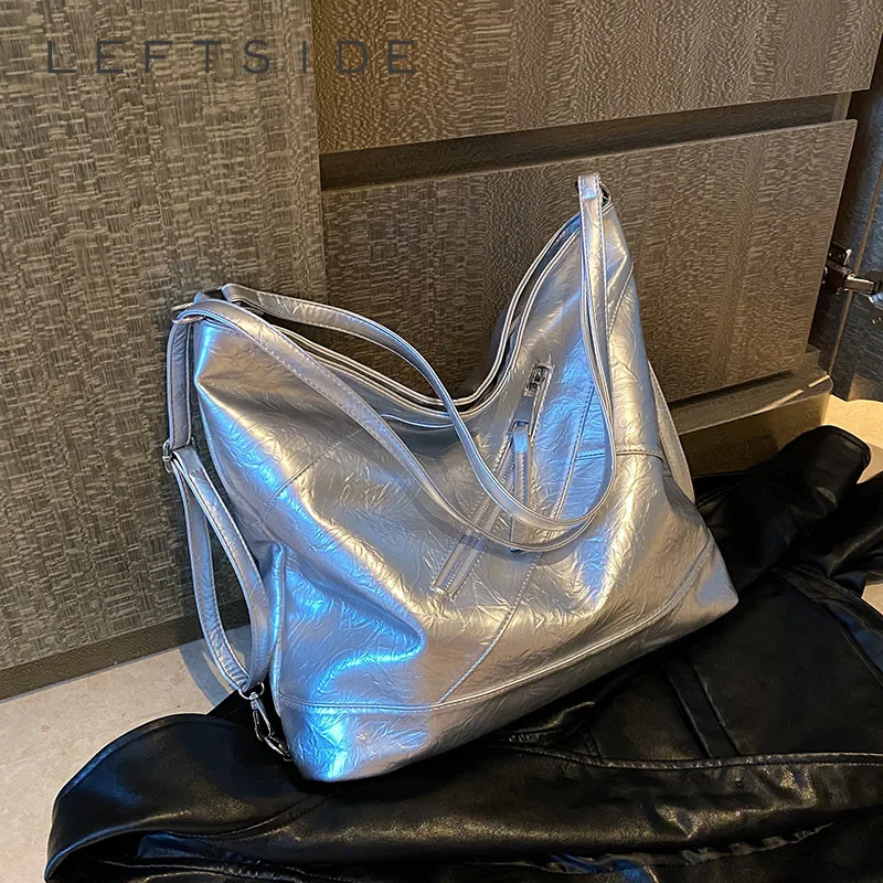 LEFTSIDE Silver Patchwork leather Design Crossbody Bags for Women 2023 Luxury Korean Fashion Underarm Shoulder Bag Handbags
LEFTSIDE Silver Patchwork leather Design Crossbody Bags for Women 2023 Luxury Korean Fashion Underarm Shoulder Bag Handbags