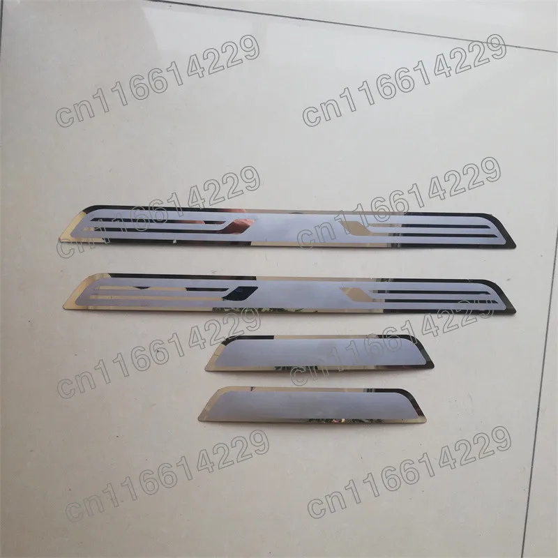 For LADA XRAY X RAY 2016 2017 2018 2019 Stainless Steel Rear Bumper Protector Sill Trunk Tread Plate cover Trim Car styling 
For LADA XRAY X RAY 2016 2017 2018 2019 Stainless Steel Rear Bumper Protector Sill Trunk Tread Plate cover Trim Car styling