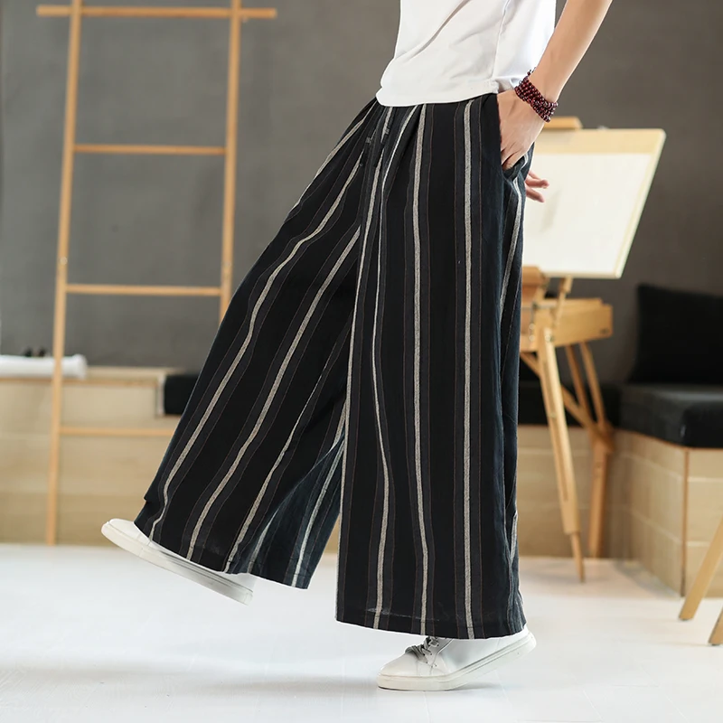 2022 Streetwear Men's Striped Wide Leg Pants Harajuku Style Patchwork Casual Retro Jogging Loose Straight Pants
2022 Streetwear Men's Striped Wide Leg Pants Harajuku Style Patchwork Casual Retro Jogging Loose Straight Pants