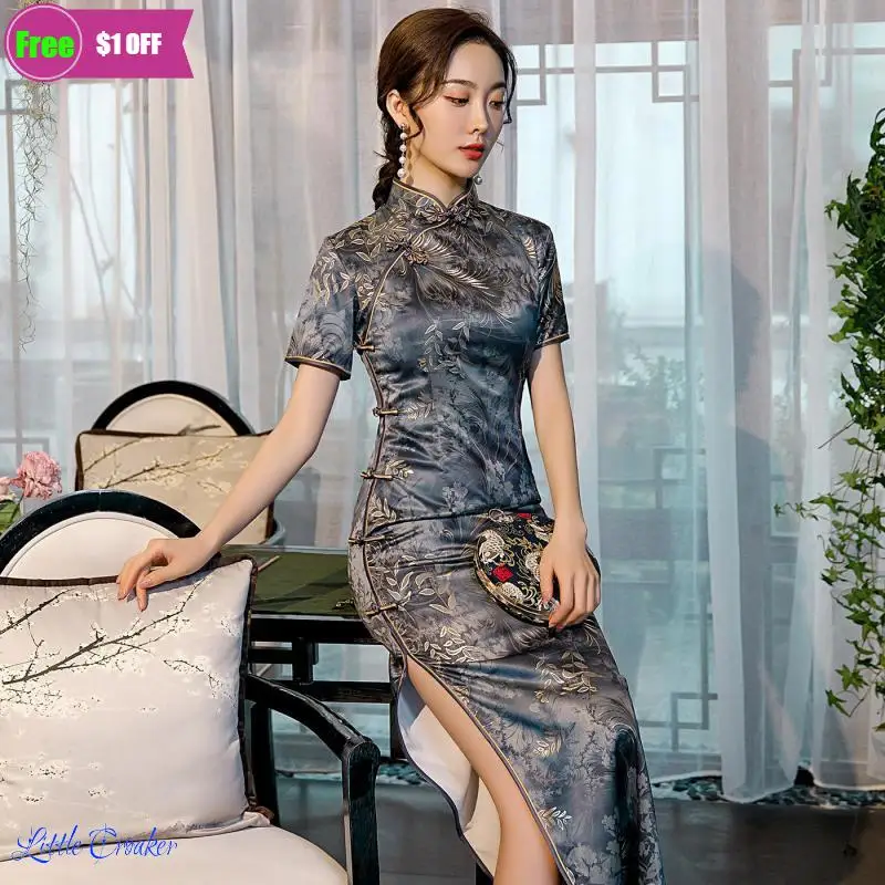 Elegant Women Summer New Qipao Chinese Traditional Mandarin Collar Cheongsam Classic Vintage Button Slim Long Dress Big Size
Elegant Women Summer New Qipao Chinese Traditional Mandarin Collar Cheongsam Classic Vintage Button Slim Long Dress Big Size
