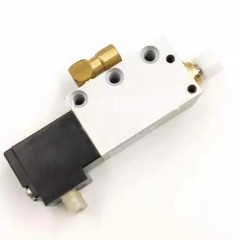 61.184.1181 Solenoid Valve FORFESTO AVLM-8-20-SA SM102 CD102 Machine Cylinder/Valve Unit For Heidelberg Press Parts
61.184.1181 Solenoid Valve FORFESTO AVLM-8-20-SA SM102 CD102 Machine Cylinder/Valve Unit For Heidelberg Press Parts