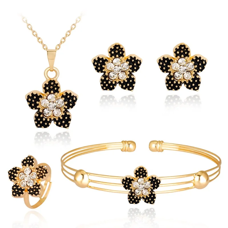 Europe and America Hot Selling Necklace Set Exquisite Alloy Diamond Flower Necklace Earrings Four-piece Set
Europe and America Hot Selling Necklace Set Exquisite Alloy Diamond Flower Necklace Earrings Four-piece Set