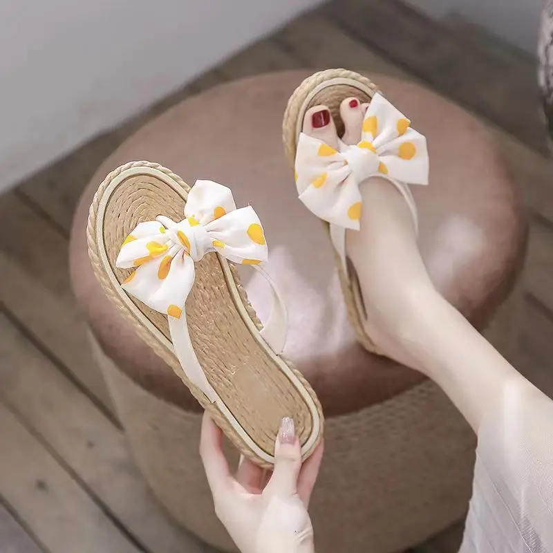Women's Summer Flip-Flop Casual Slippers Soft Bottom Non Slip Fashion Butterfly-Knot Home Casual Slippers Outdoor Beach Slippers
Women's Summer Flip-Flop Casual Slippers Soft Bottom Non Slip Fashion Butterfly-Knot Home Casual Slippers Outdoor Beach Slippers