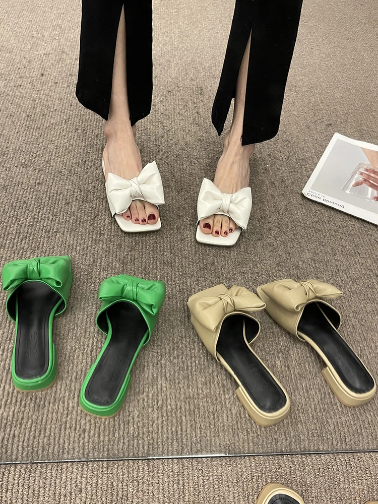 Women's Shoes Slippers Outdoor Wear 2022 Summer New Thick Heel Non-slip Fashion Bow French Retro Low Heels
Women's Shoes Slippers Outdoor Wear 2022 Summer New Thick Heel Non-slip Fashion Bow French Retro Low Heels