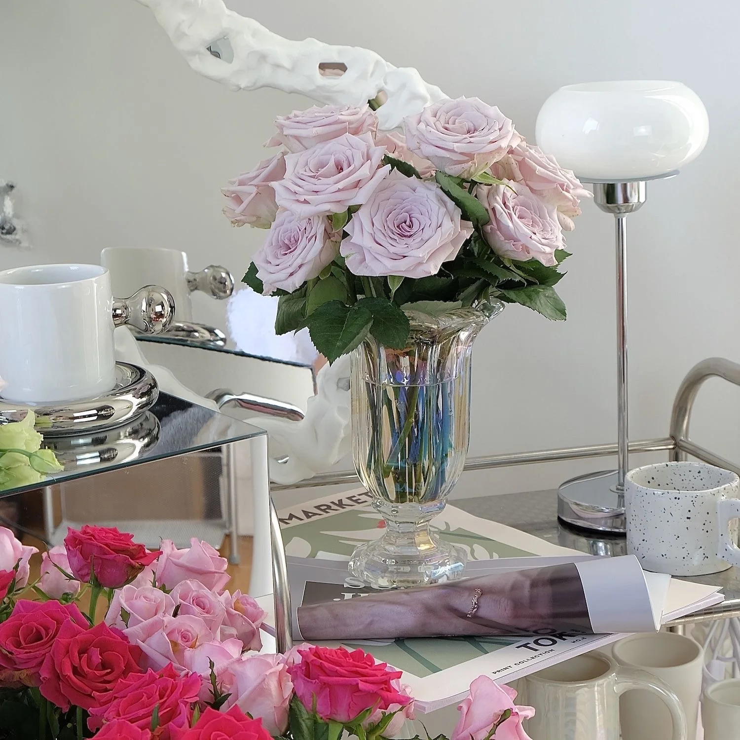 European Style Glass Vases, Flower Petals, Wind Lamps, Glass Vases, Home Decoration, Decorations, And Flower Vessels
European Style Glass Vases, Flower Petals, Wind Lamps, Glass Vases, Home Decoration, Decorations, And Flower Vessels