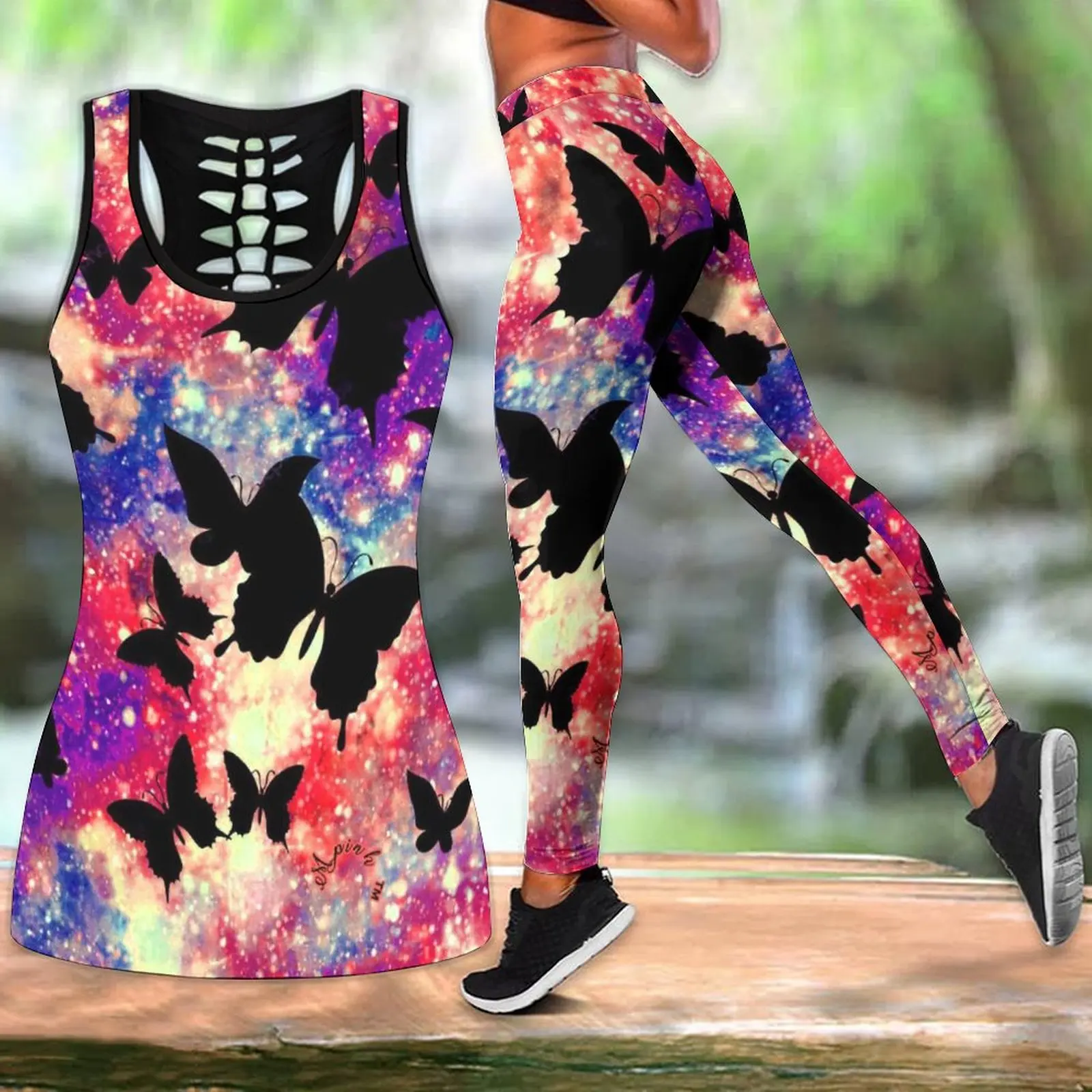 Женский летний модный комплект из топа и леггинсов с принтом звездного неба
Женский летний модный комплект из топа и леггинсов с принтом звездного неба