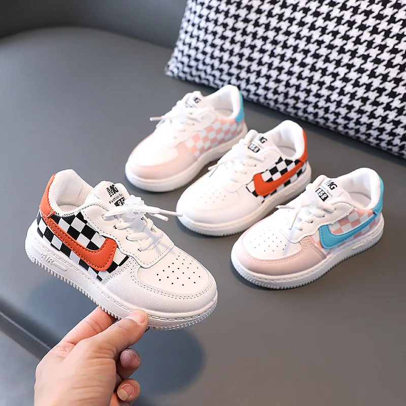 2022 Classic Fashion Cool Infant Tennis Running Sports Casual Girls Boys Shoes Sneakers High Quality Lovely Baby First Walkers 
2022 Classic Fashion Cool Infant Tennis Running Sports Casual Girls Boys Shoes Sneakers High Quality Lovely Baby First Walkers